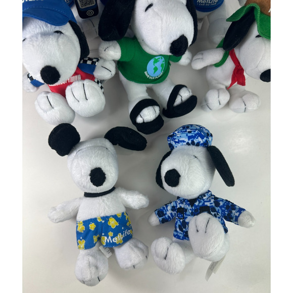 Snoopy Peanuts x MetLife Plush Bundle lot of 11 Stuffed Animals With Duplicates - Picture 2 of 14